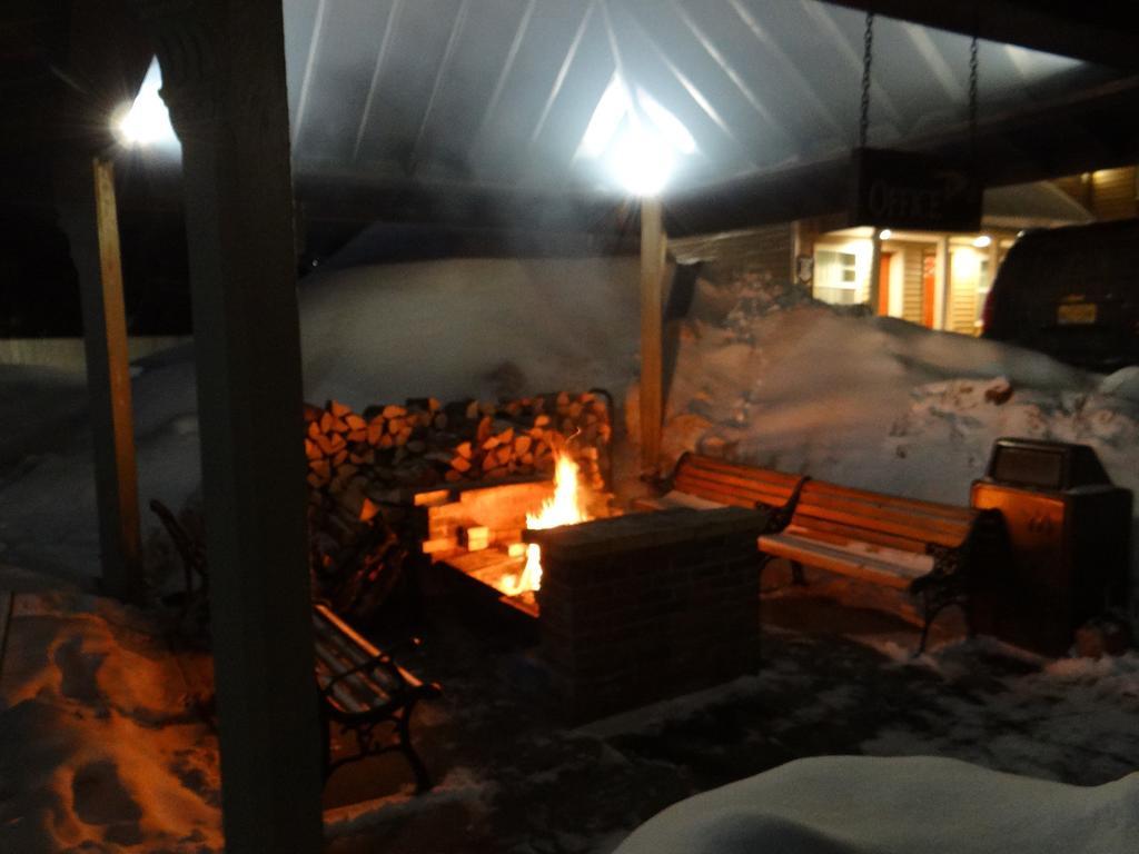Edelweiss Ski Lodge Ellicottville Exteriör bild